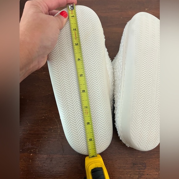 NWT Cozy Christmas Tree women’s Slippers size 7.5 (38-39) - Picture 10 of 10